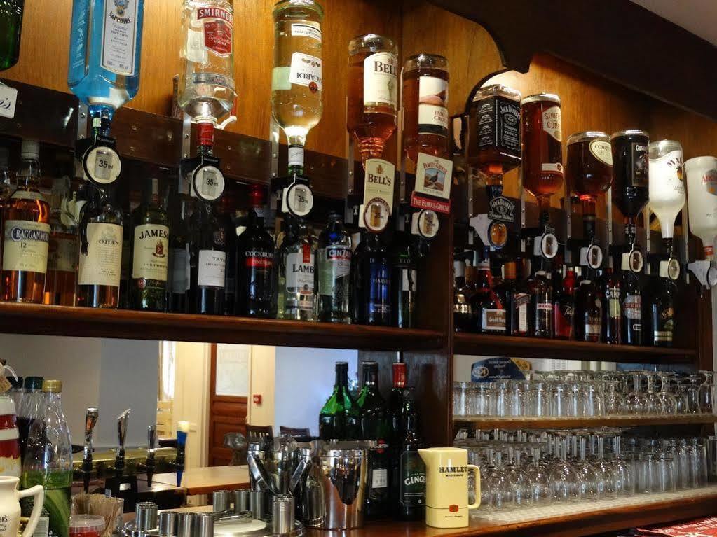The Red Lion Hotel Oakford ภายนอก รูปภาพ