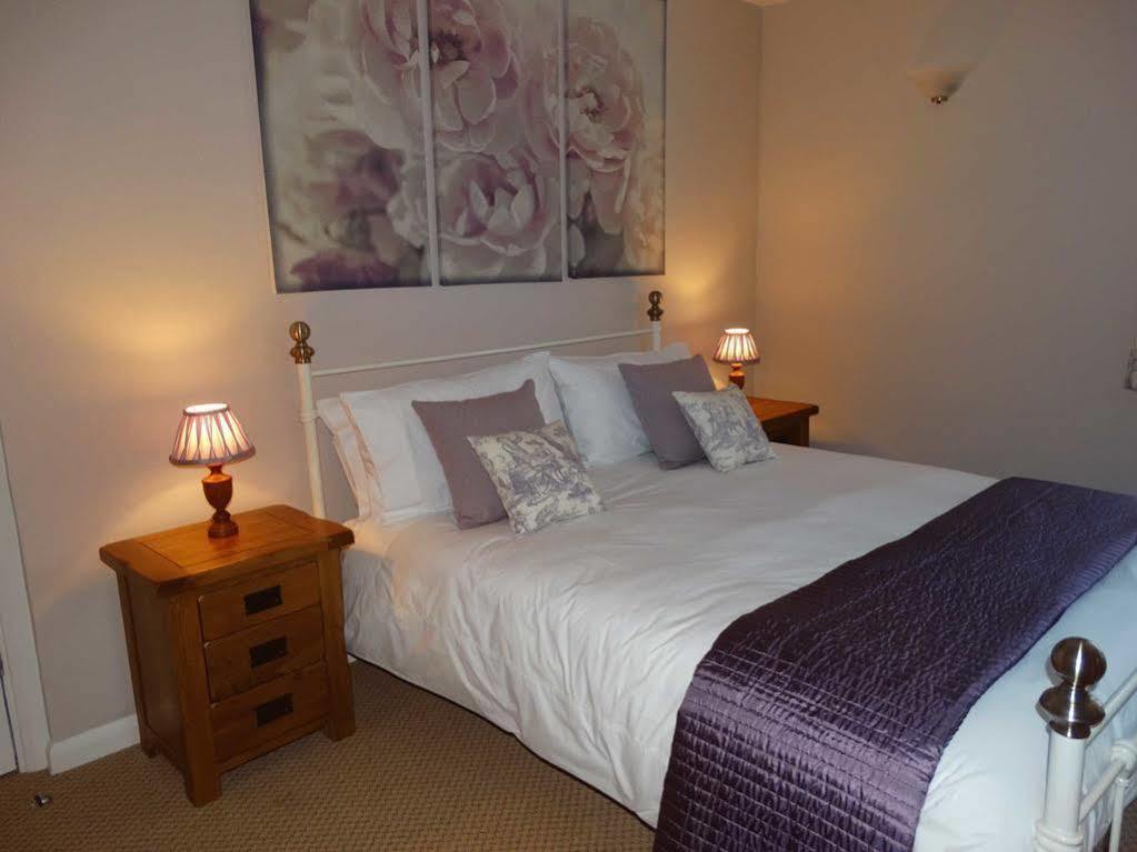 The Red Lion Hotel Oakford ภายนอก รูปภาพ