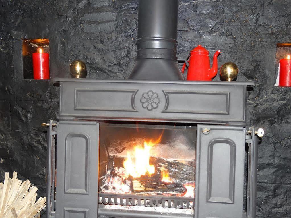 The Red Lion Hotel Oakford ภายนอก รูปภาพ