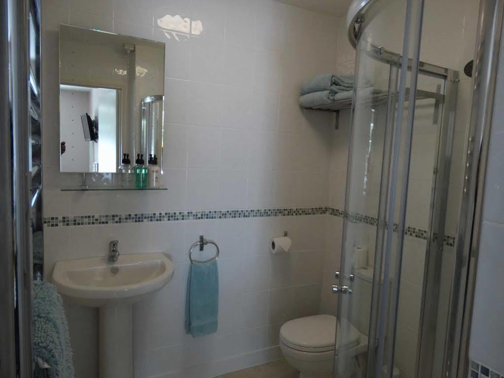 The Red Lion Hotel Oakford ภายนอก รูปภาพ
