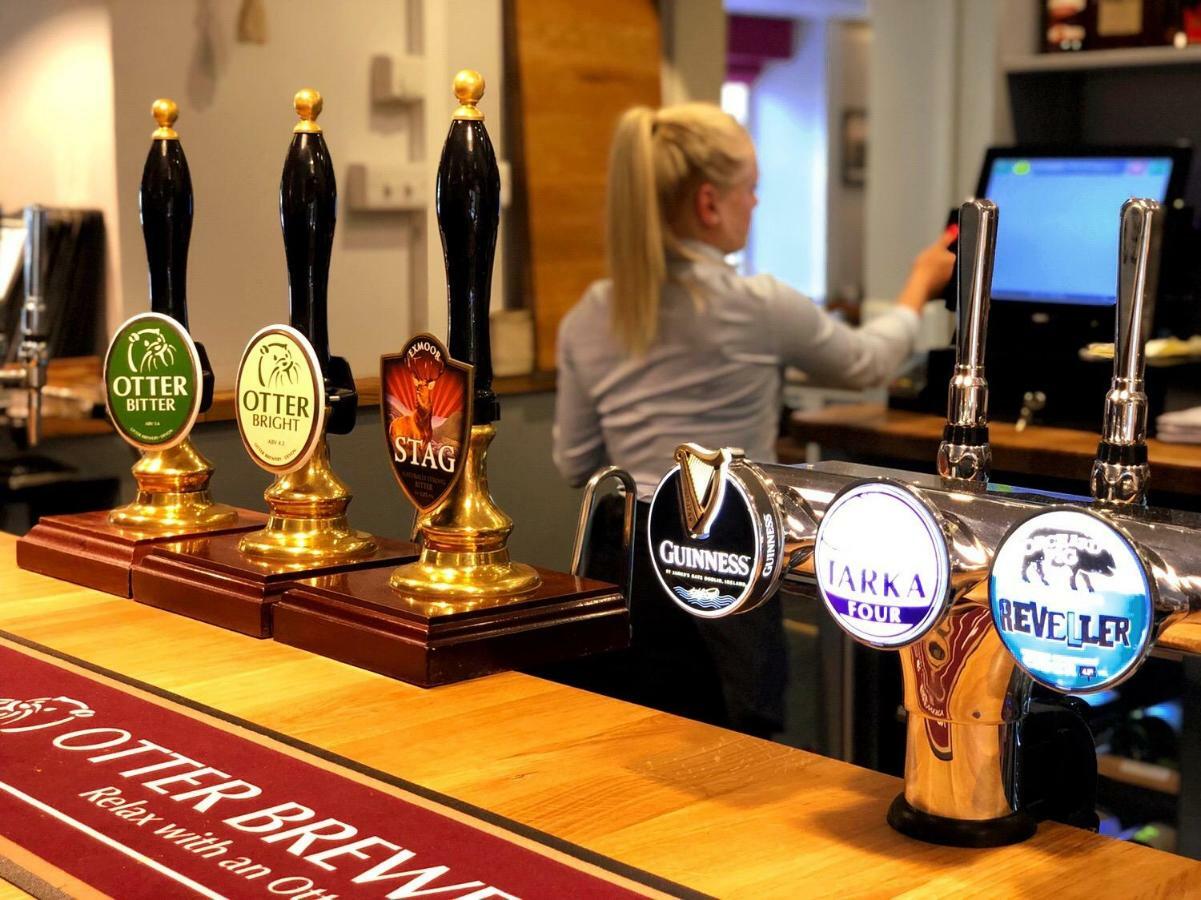 The Red Lion Hotel Oakford ภายนอก รูปภาพ